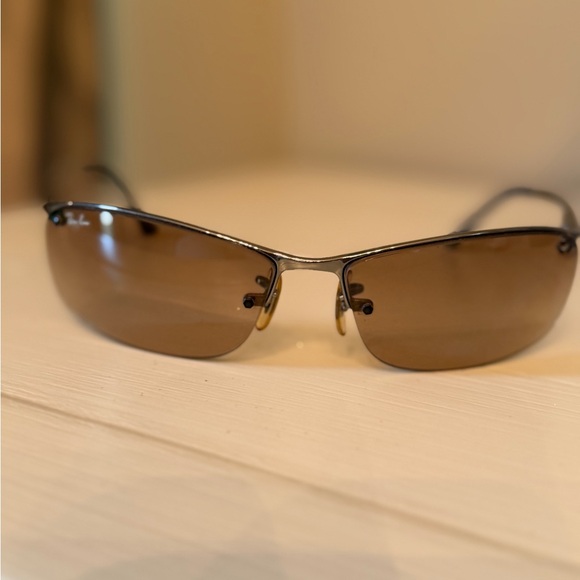 Ray-Ban Y2K Sunglasses, 3183 004/13  , 63 ⬛️ 15 - Picture 2 of 5